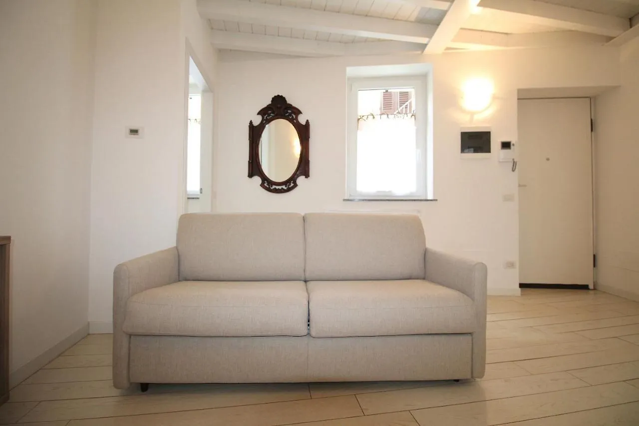 Lakefront Cadorna Apartment - Affitti Brevi Italia Lecco 0*,