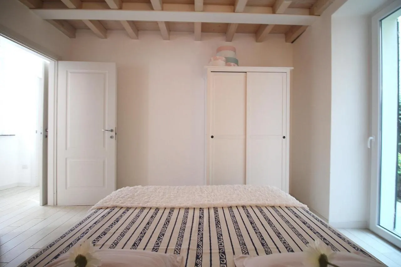 Lakefront Cadorna Apartment - Affitti Brevi Italia Lecco Italy